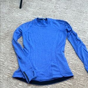 Lululemon run top size 6